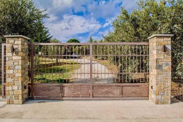 וולוס Apartment Viewing Garden מראה חיצוני תמונה